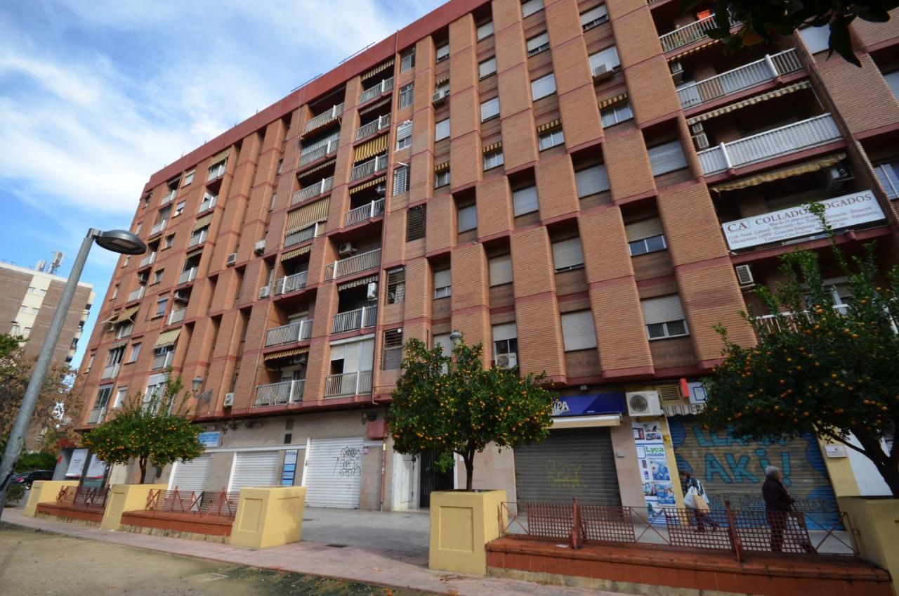 Modern Apartment In Valence Extérieur photo