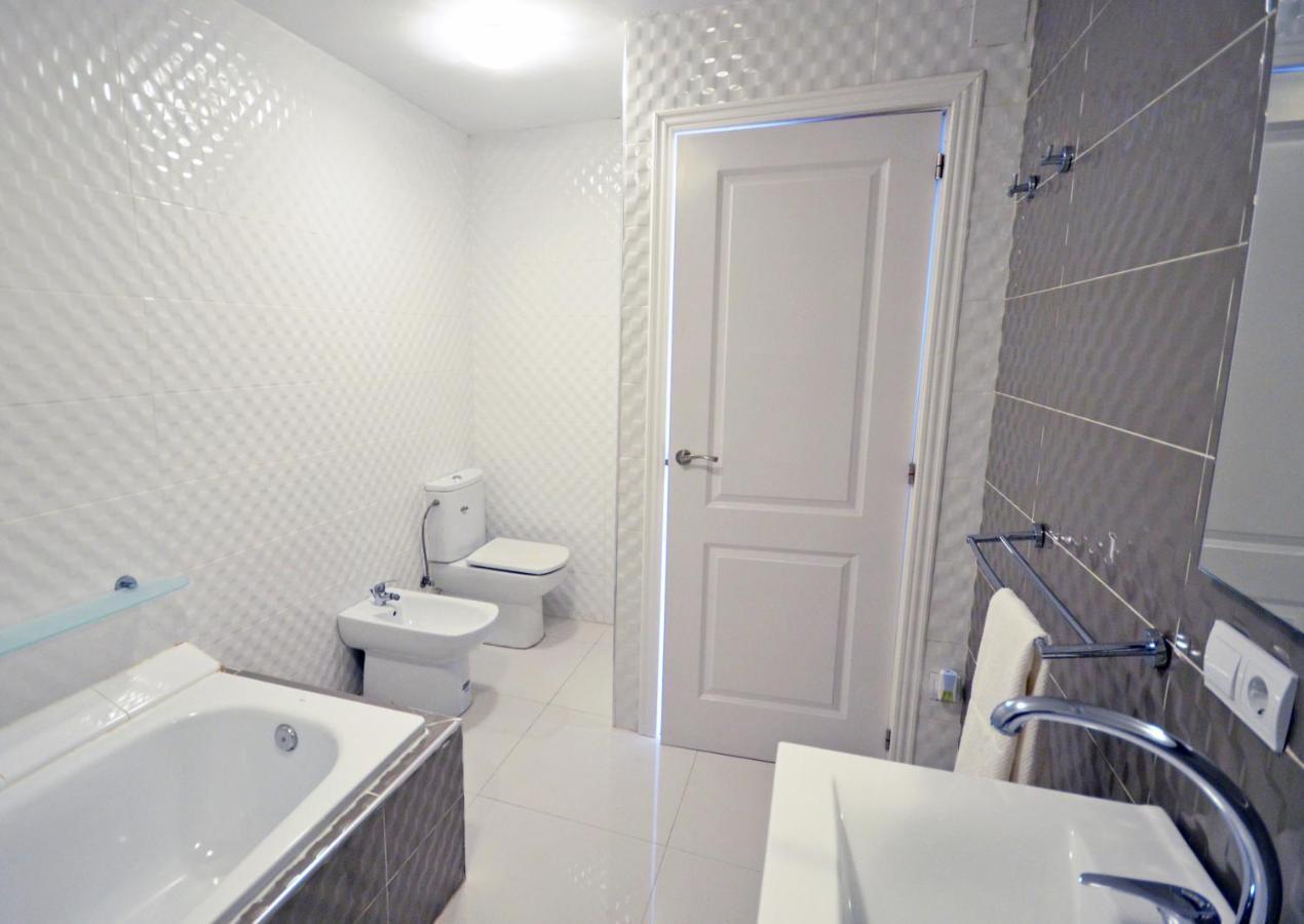 Modern Apartment In Valence Extérieur photo
